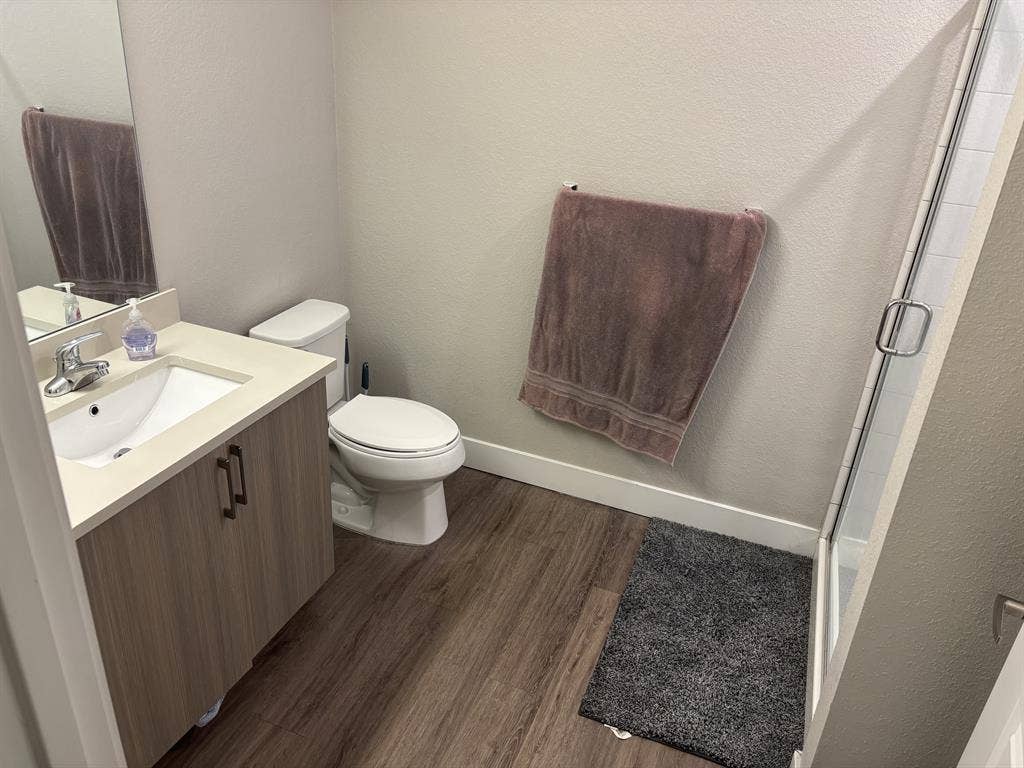 Bath Room for rent