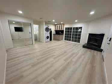 Studio South of Blvd near Freeway
