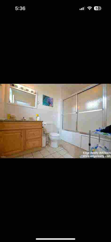 Rooms (2x) for rent in Brighton.