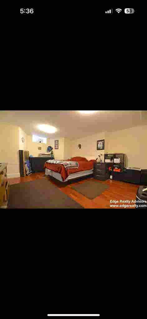 Rooms (2x) for rent in Brighton.