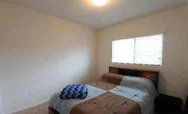 Room For Rent. West Side.