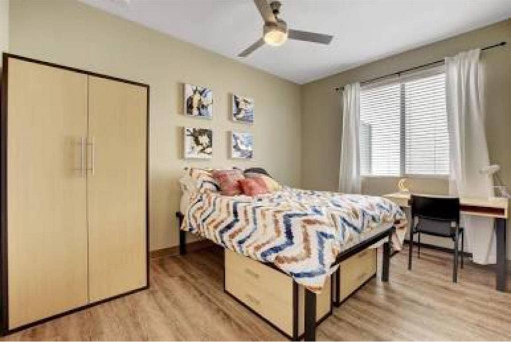 Private bedroom/bathroom for rent