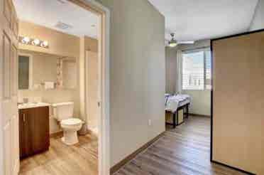 Private bedroom/bathroom for rent