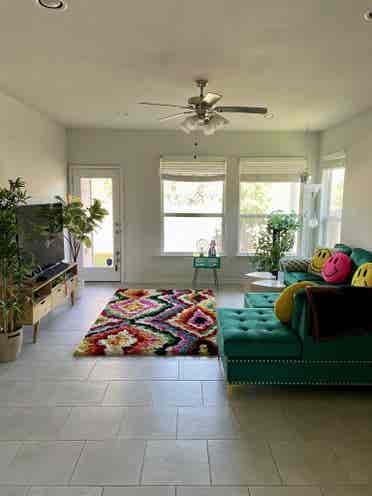 Artsy & Clean Paradise Dream