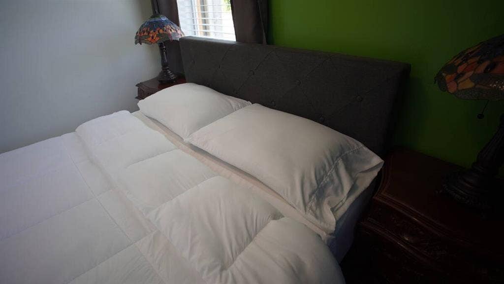 Move-In Ready 2BR with Balcony