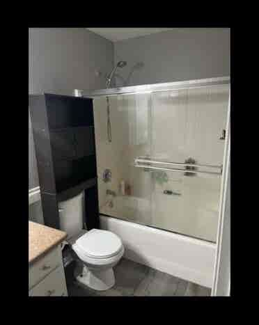Room for rent with shared bathroom