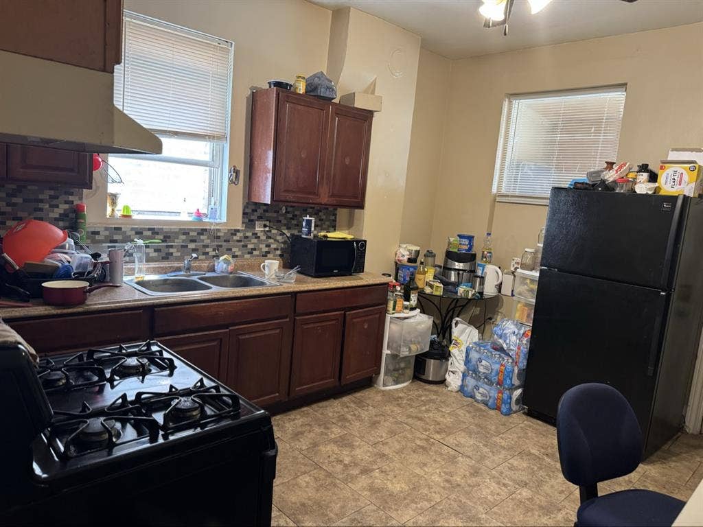 Big Furnished master room