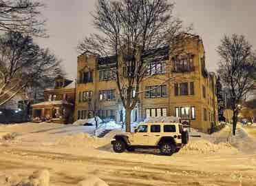 looking for a roommate to sublet
