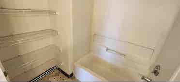 looking for a roommate to sublet