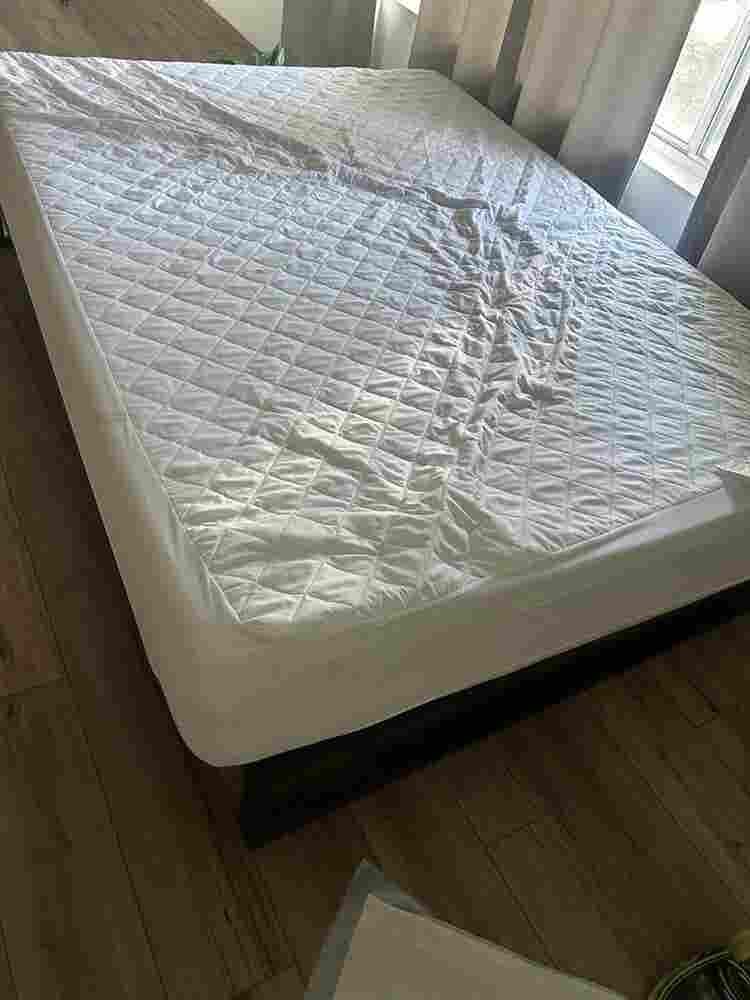 1 bedroom w bathroom