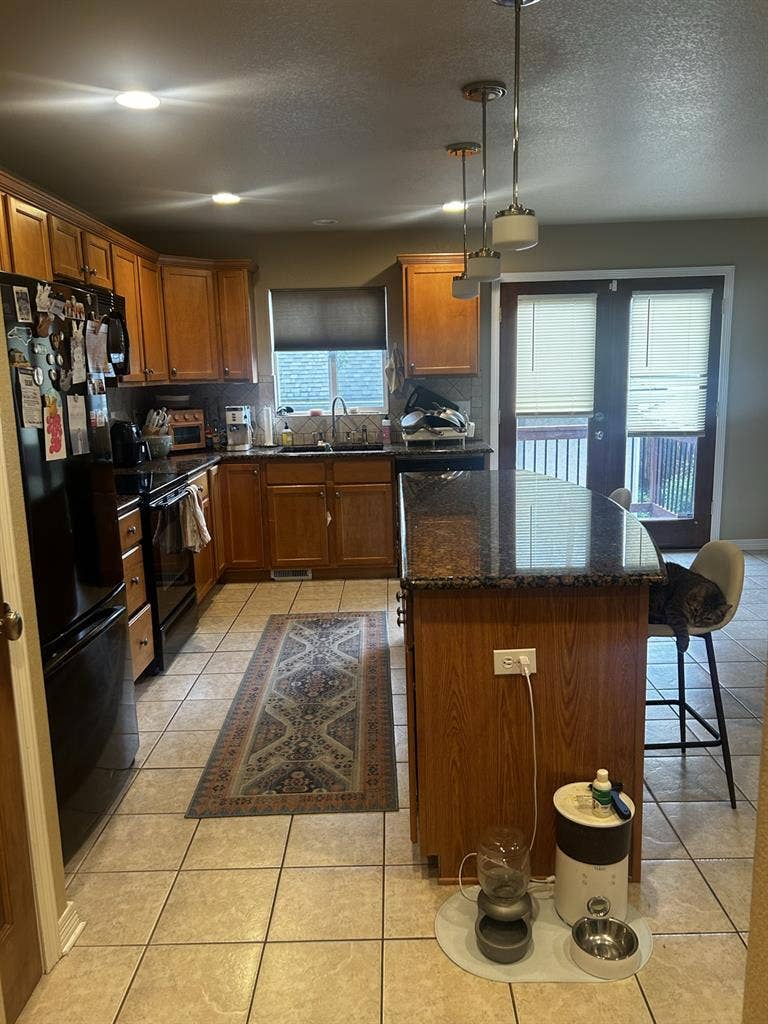 Third roommate needed for our house