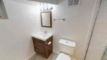 4 BR in Denver