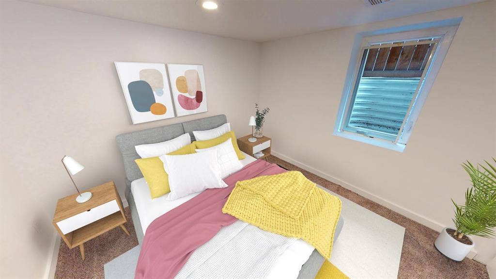 4 BR in Denver