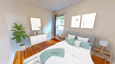 4 BR in Denver