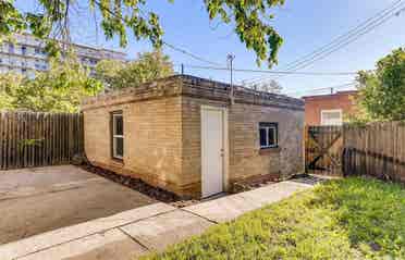 4 BR in Denver