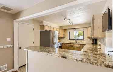 Room in Quiet House In Aurora