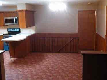 4 bedroom house near Westloop. $