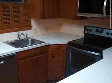 4 bedroom house near Westloop. $