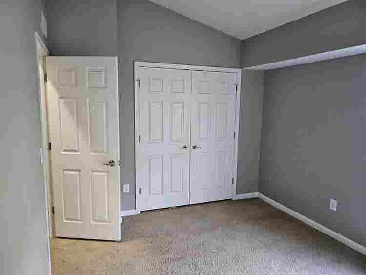 Roommate Needed -  Bath