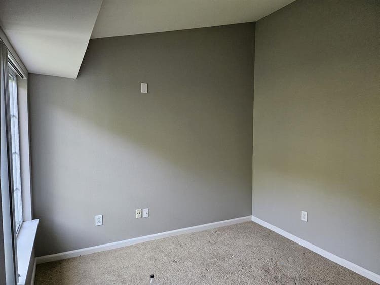Roommate Needed -  Bath