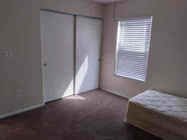 3 Rooms For Rent