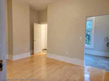 Apartment downtown Amherst