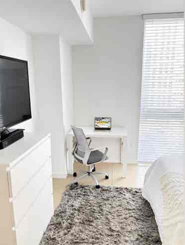 BEAUTIFUL FURNISHED, WATER VIEWSS