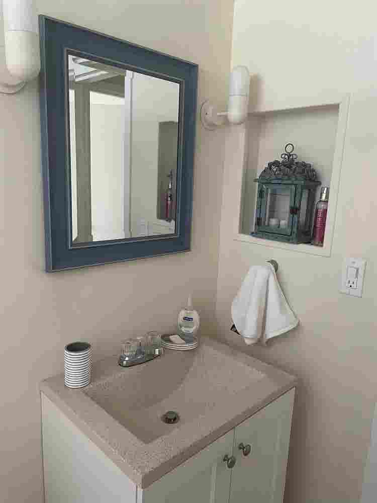 New Listing - Room for rent