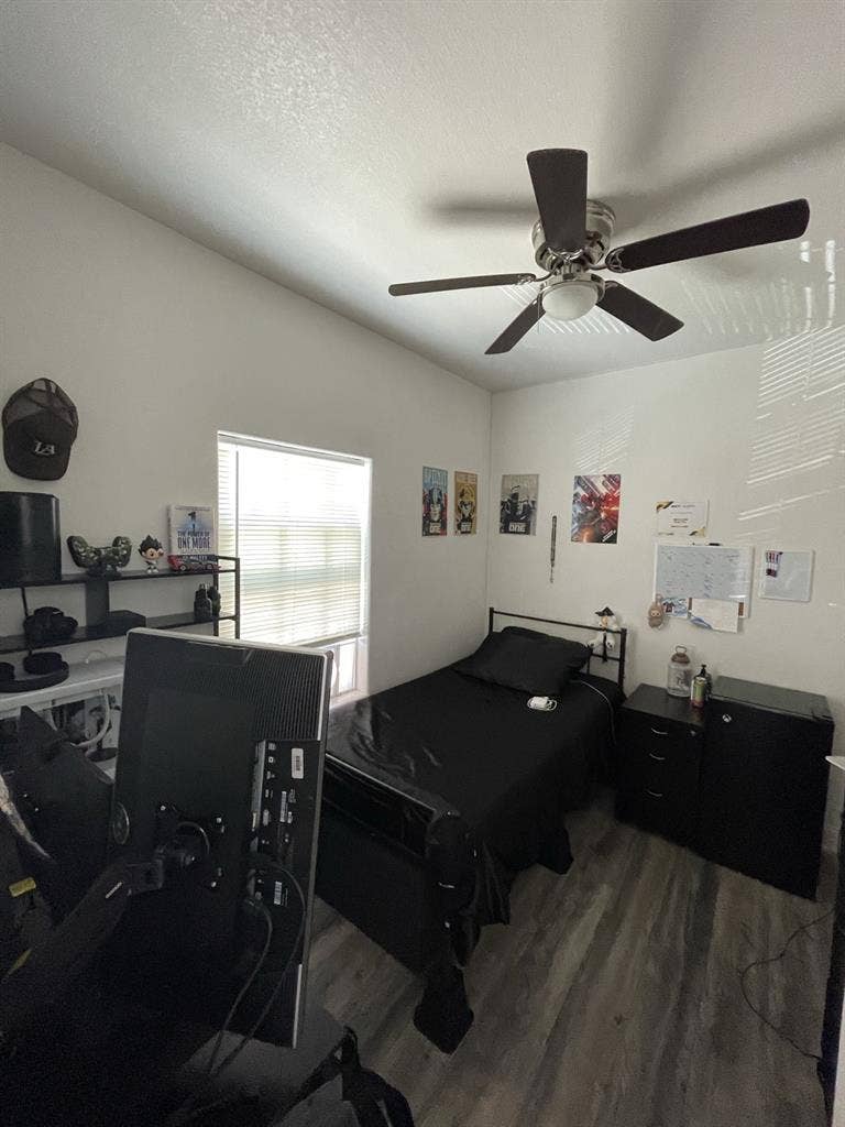 ROOM FOR RENT (Sublease)