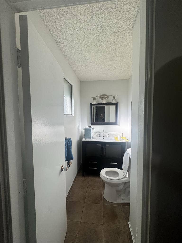 Spacious Room available