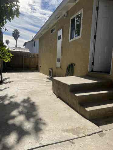 1 bedroom in 2 bedroom duplex