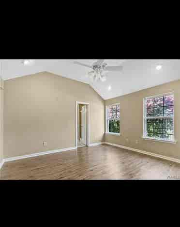 🏡For Rent!  Bath