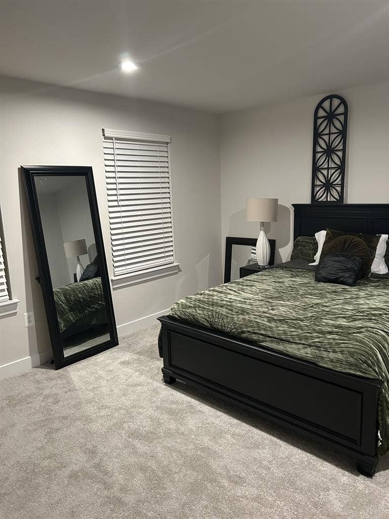 Private & Spacious Room