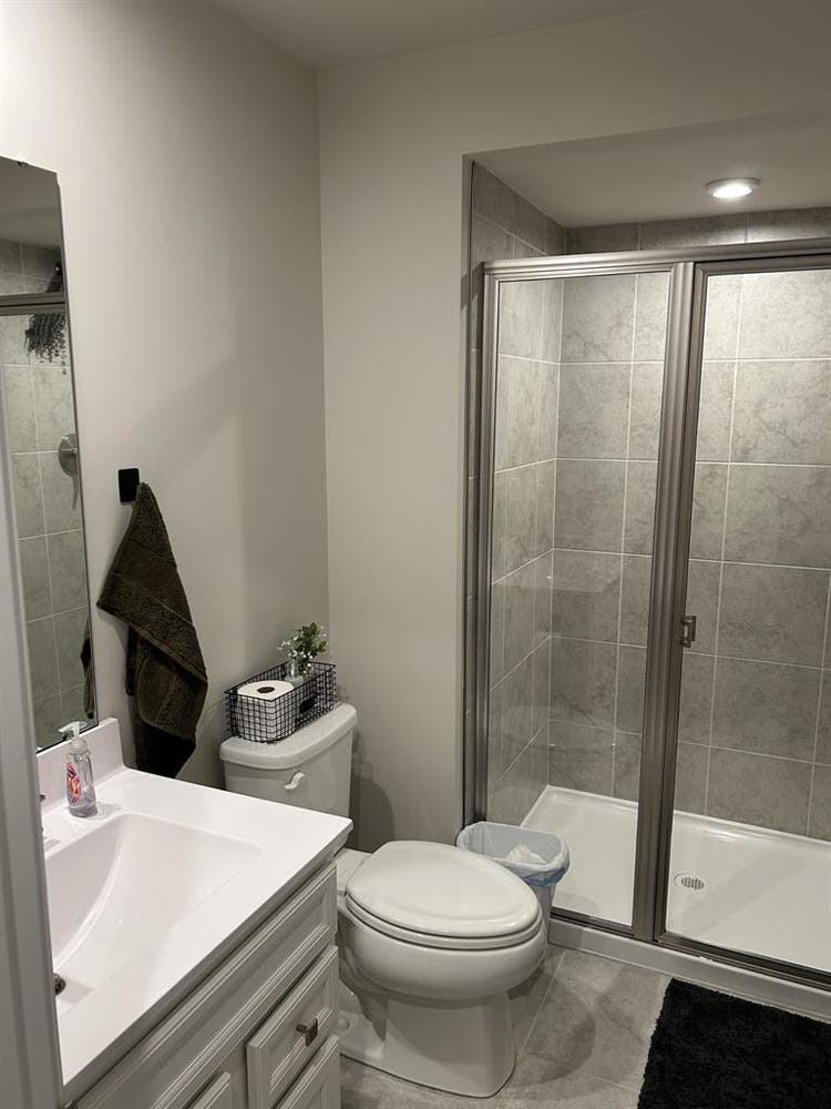 Private & Spacious Basement Room