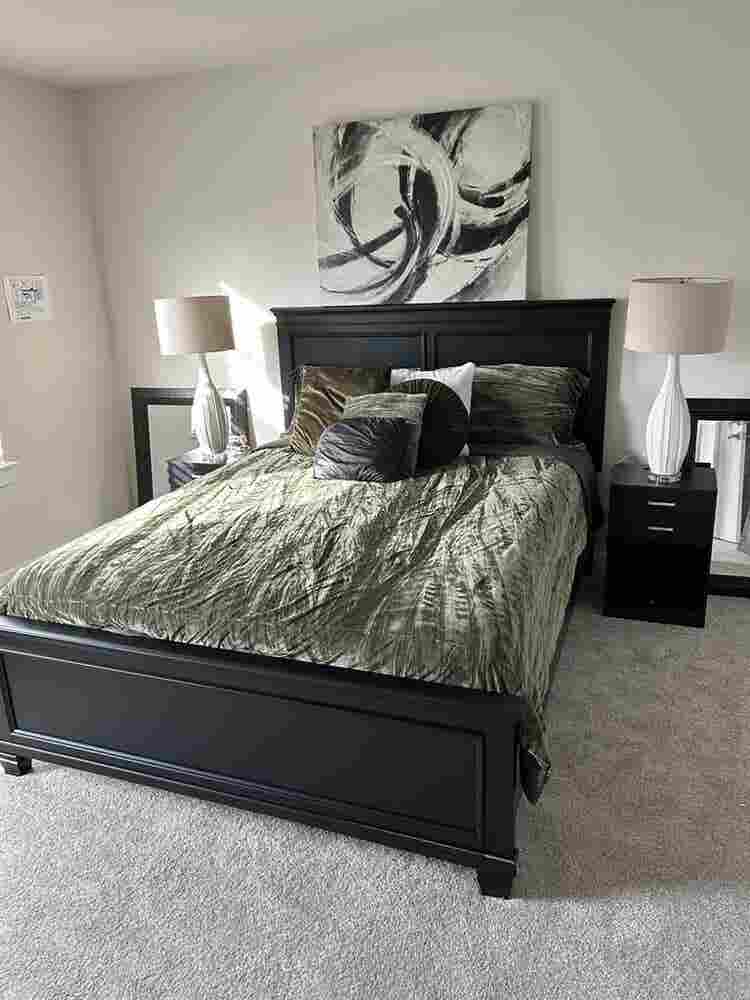Private & Spacious Basement Room