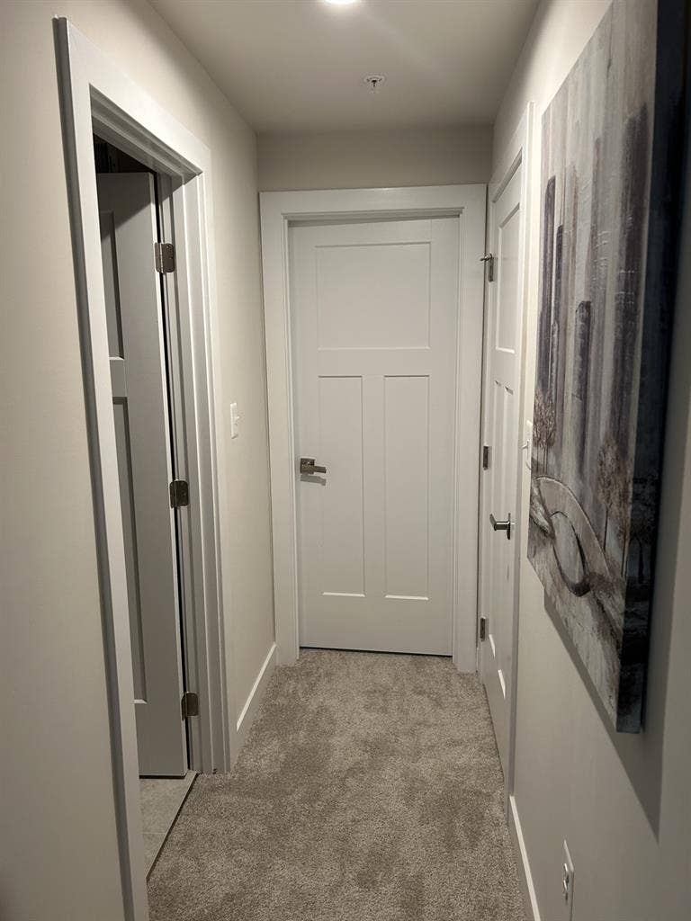 Private & Spacious Basement Room