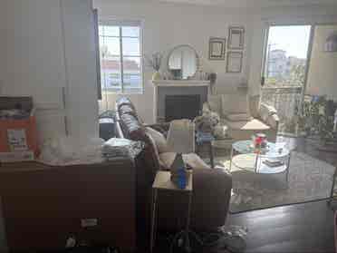Looking for roomate July 1st!!