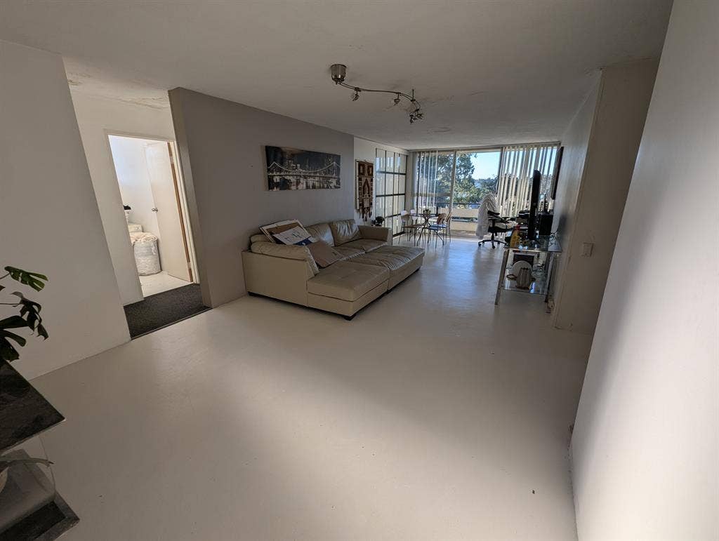 ROOM near to CBD