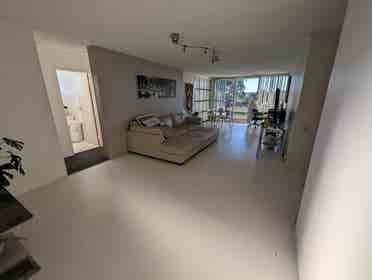 ROOM near to CBD