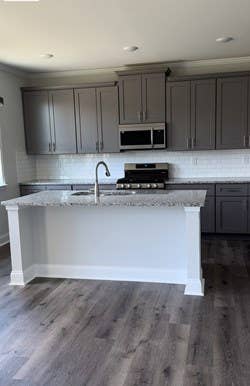 2 Rooms Available In a House