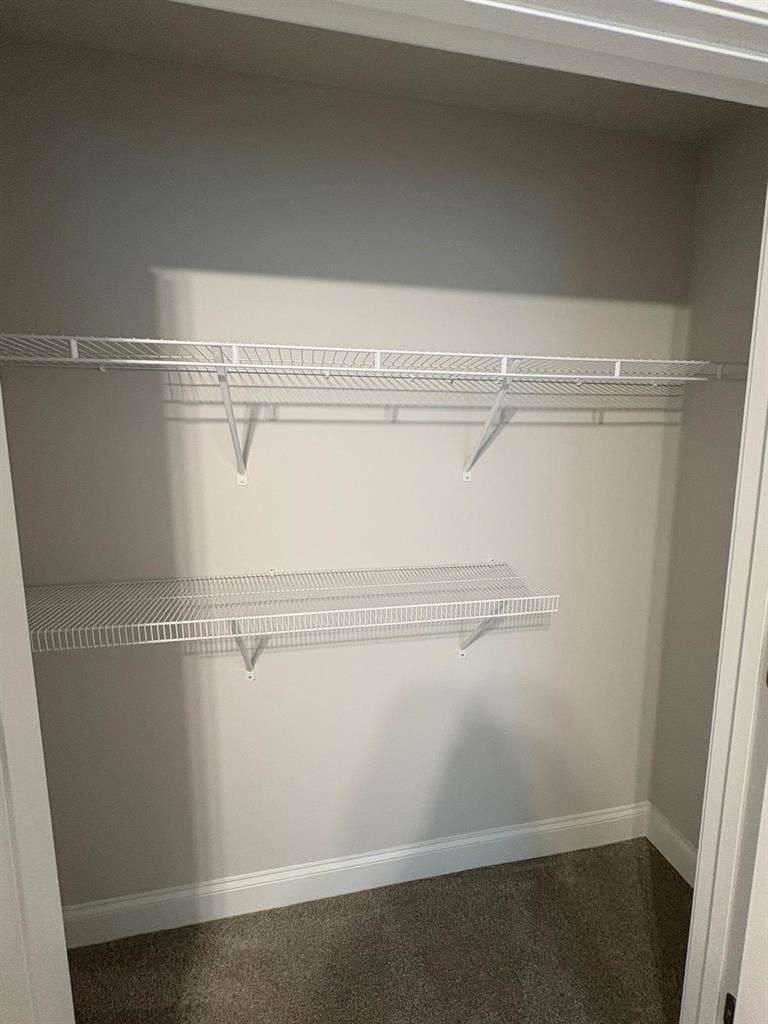 2 Rooms Available In a House