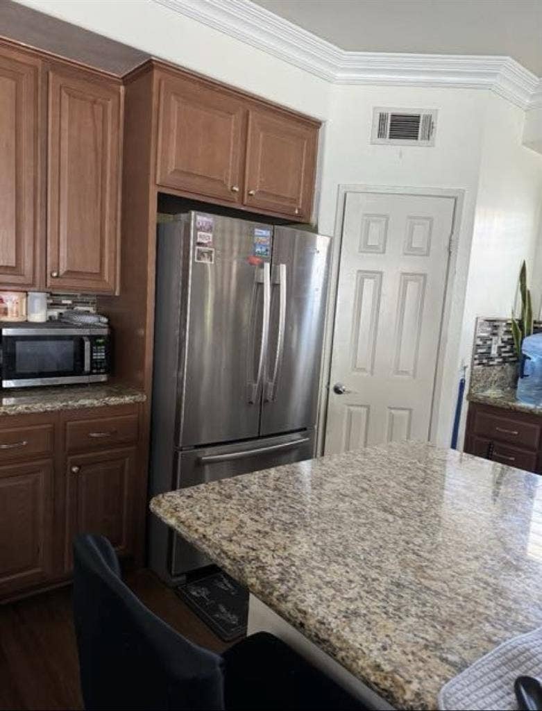 Room for rent Hemet