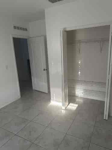 Small room for rent