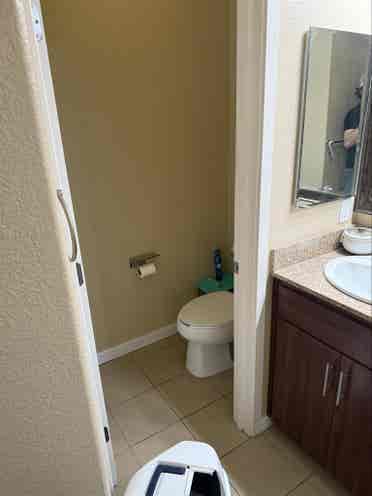 Walking distance to downtown