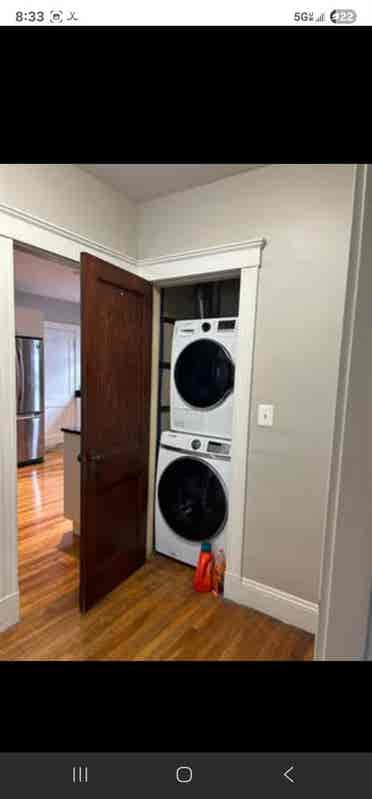Roomate Needed:  Bath