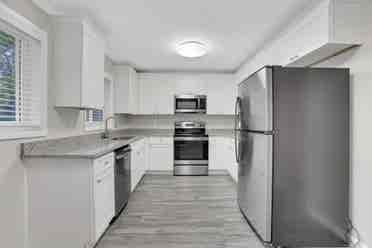 Room Available For Rent