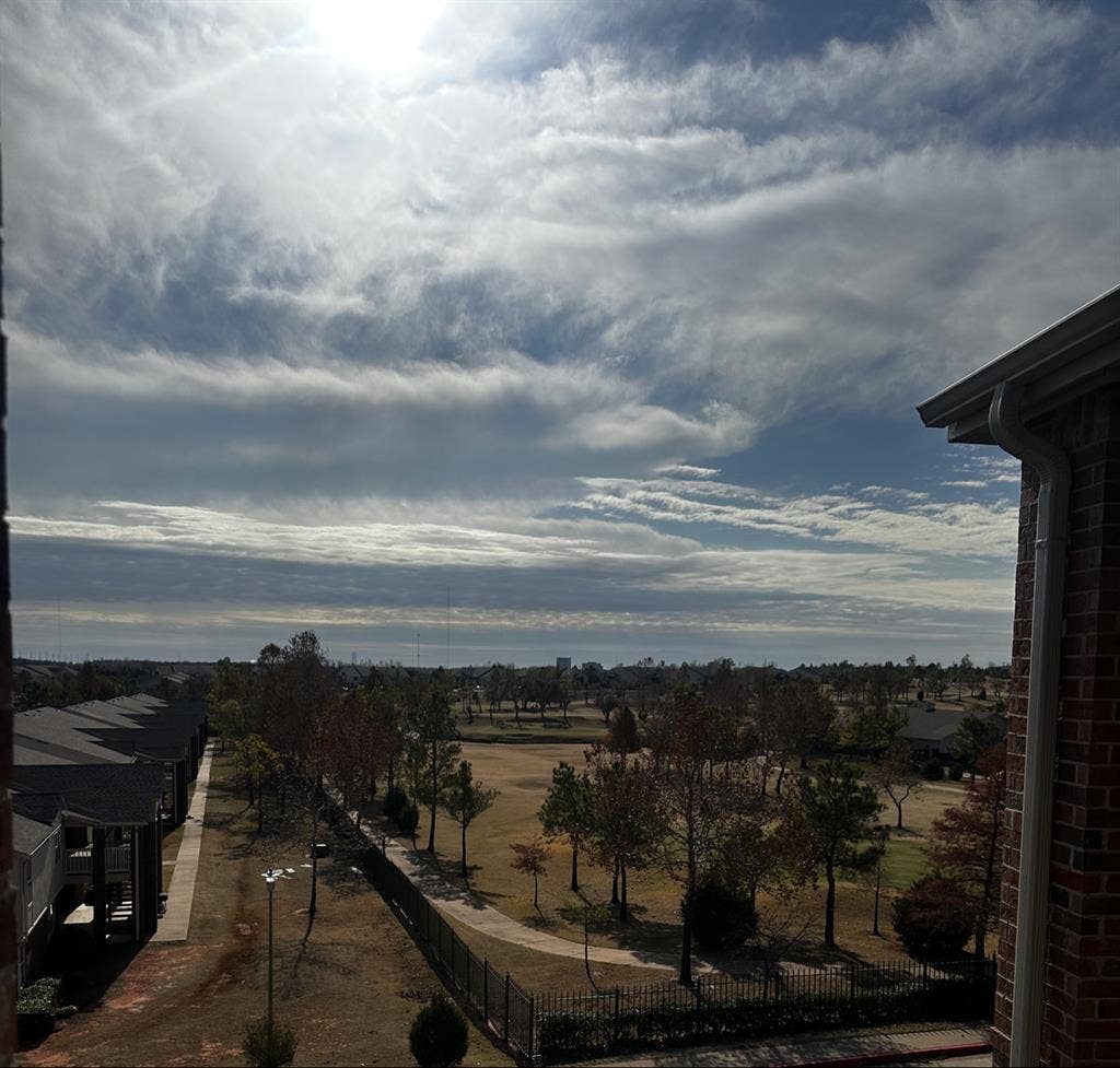Available bedroom in okc links