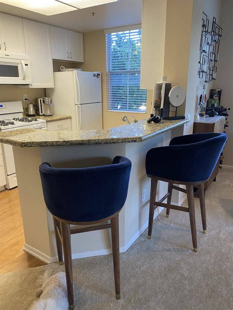 Gorgeous Furnished Room & Bath