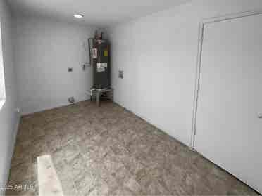 3 bedroom house available for rent