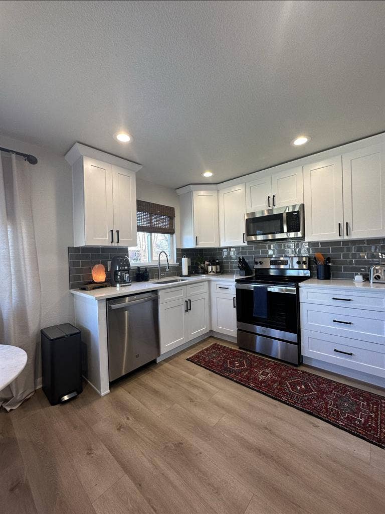 Roommate in North Park Hill